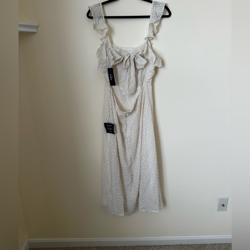 Lulu’s Sunkissed Style White & Beige Gingham Midi Dress - Picture 5 of 8